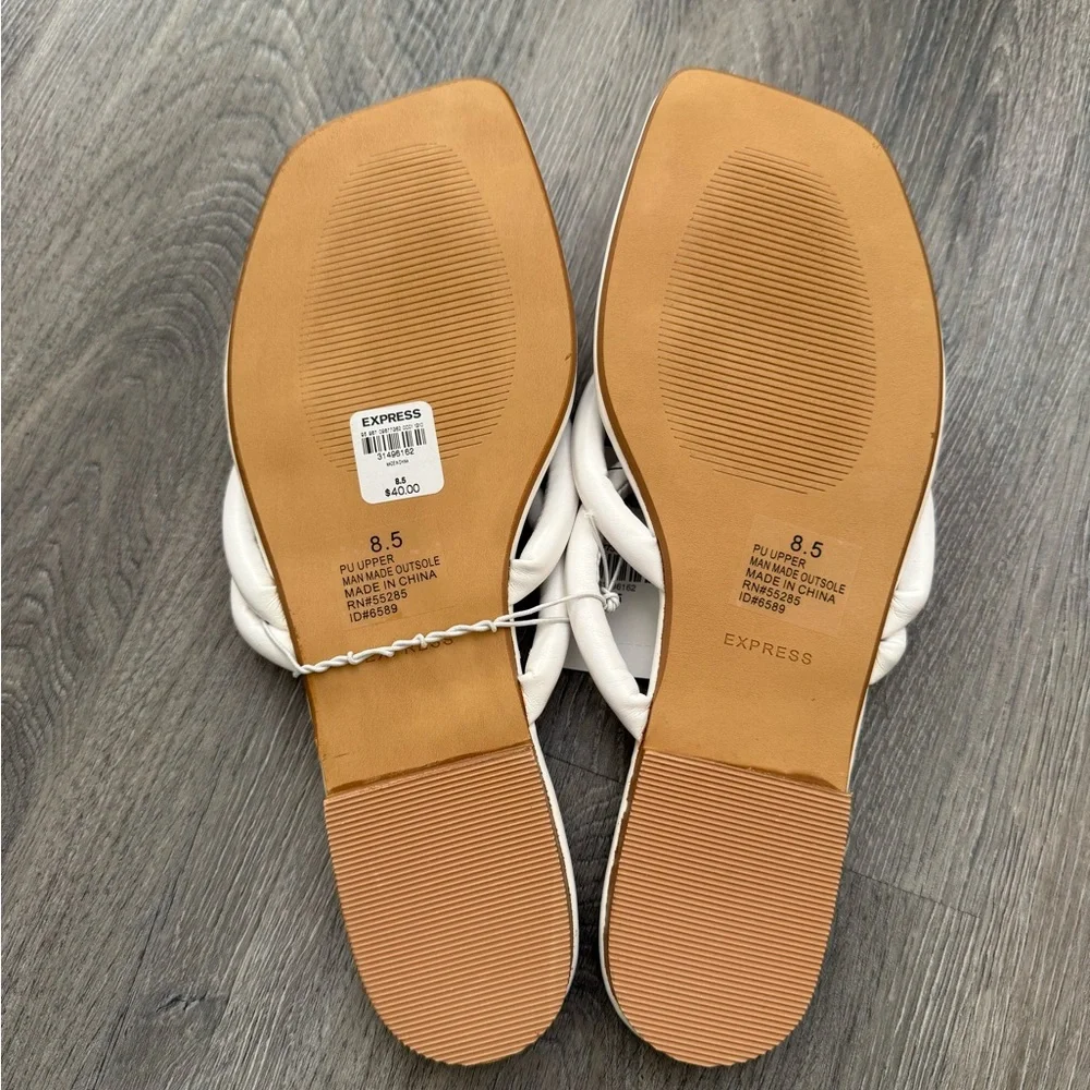 Express Brand New White Slip On Sandals Size 8.5 - Picture 3 of 4